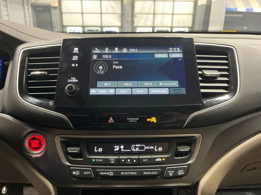 2022 Honda Pilot SE - Photo 23