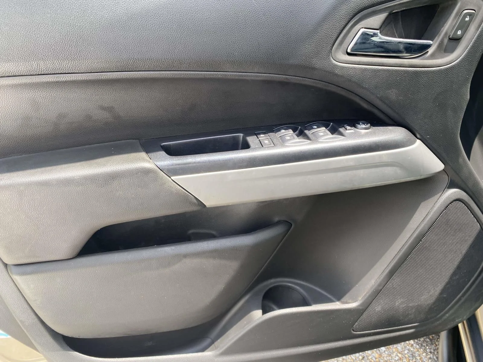 Used 2022 Beige Chevrolet ZR2 image 14