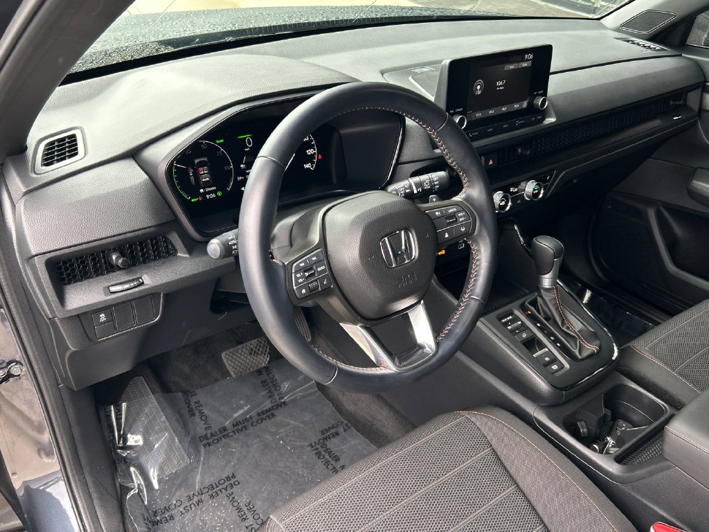 Used 2025  Honda Sport image 14