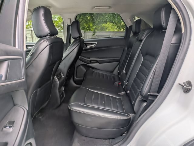 Used 2023 Oxford White Ford SEL image 26