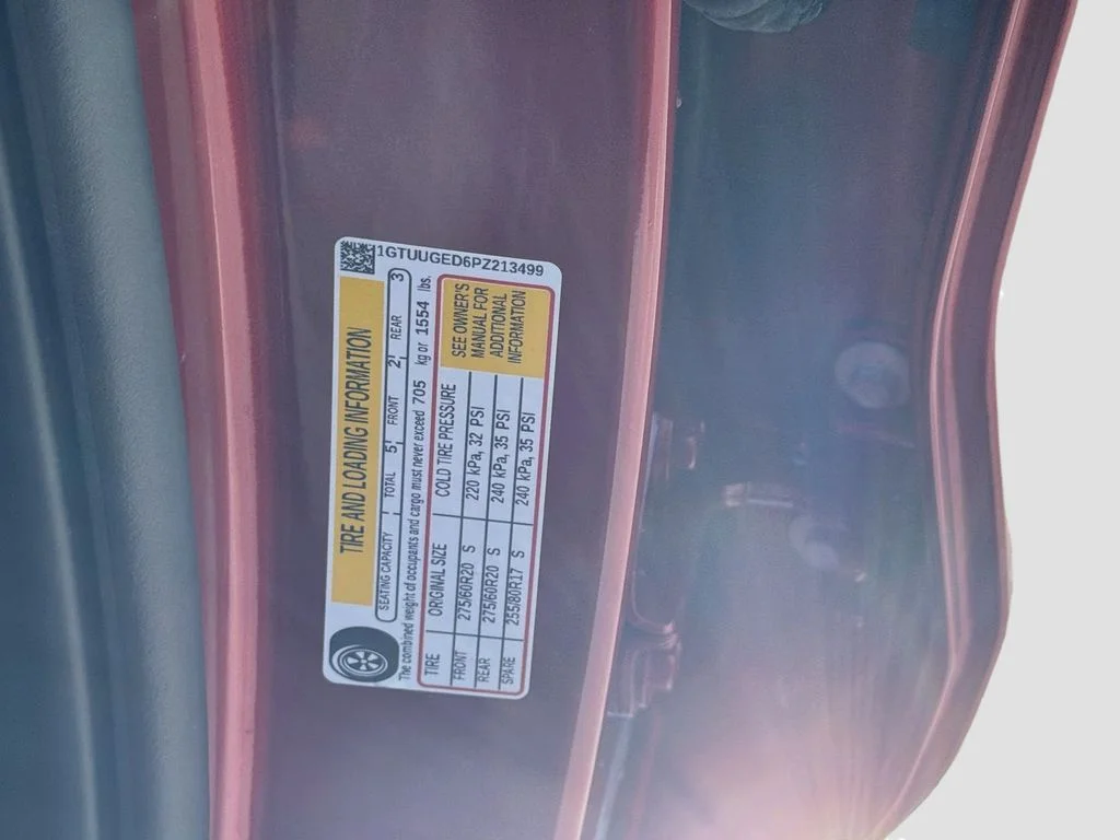 Used 2023 Volcanic Red GMC Denali image 33