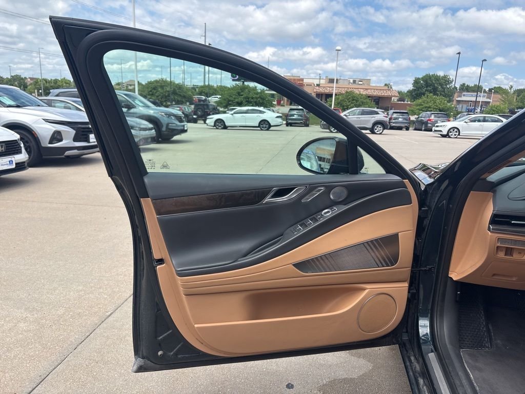 Used 2021 Tasman Blue Genesis 3.5T AWD image 9