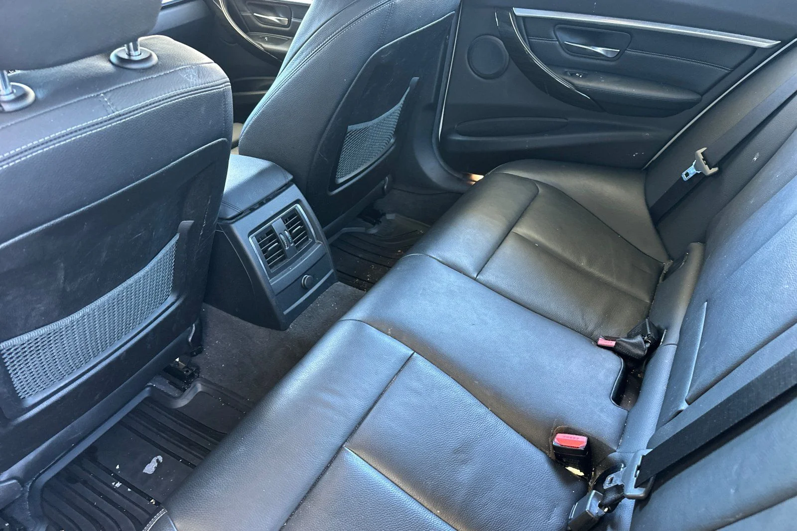 Used 2018 White BMW 330i image 14