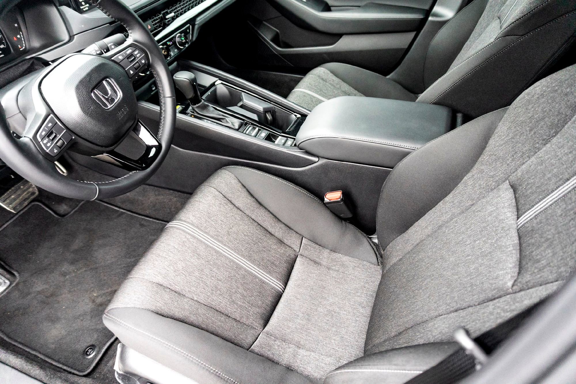 Used 2025 Gray Honda Sport image 14