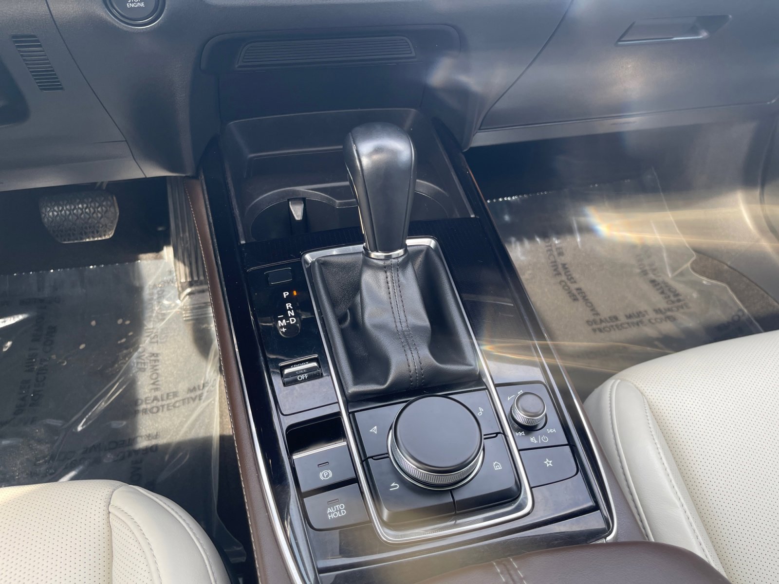 2022 Mazda CX-30 Premium - Photo 11