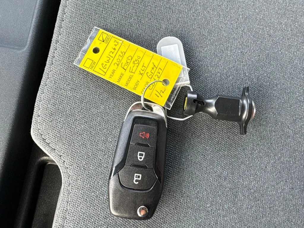 Used 2025 Carbonized Gray Metallic Ford XLT image 12
