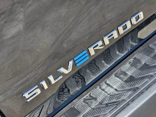 2026 Chevrolet Silverado EV LT - Photo 10