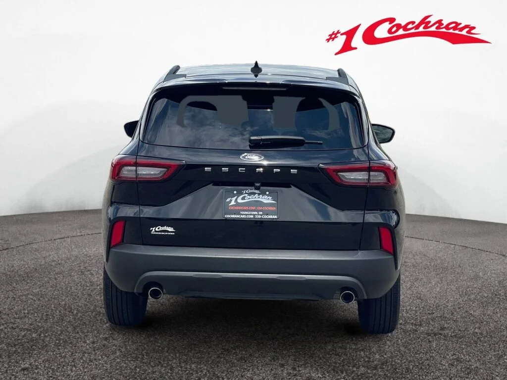 Used 2025 Agate Black Ford ST-Line image 24