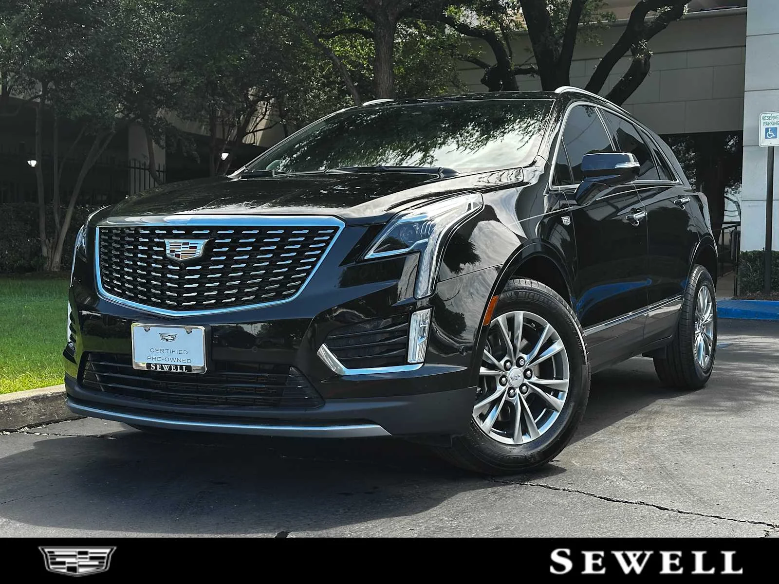 2023 Cadillac XT5 FWD Premium Luxury's photo