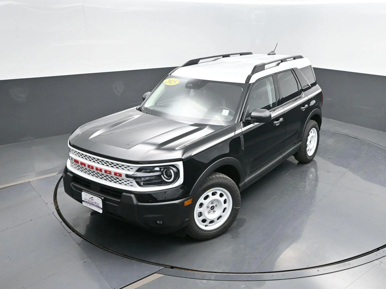 New 2025 Shadow Black Ford Heritage image 33