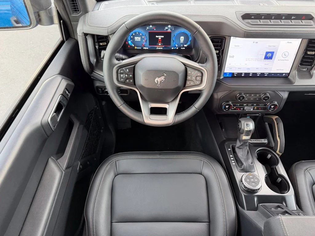Used 2025 Blue Ford Badlands image 28