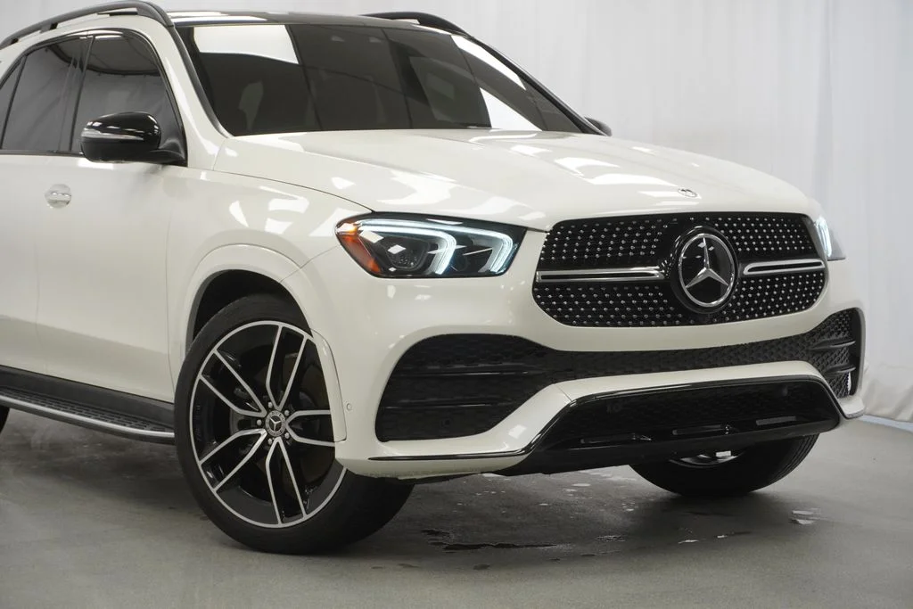 Used 2022 White Mercedes-Benz GLE 450 4MATIC® image 3