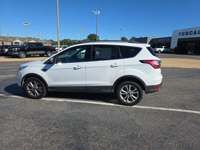 Used 2018 White Ford SE image 6