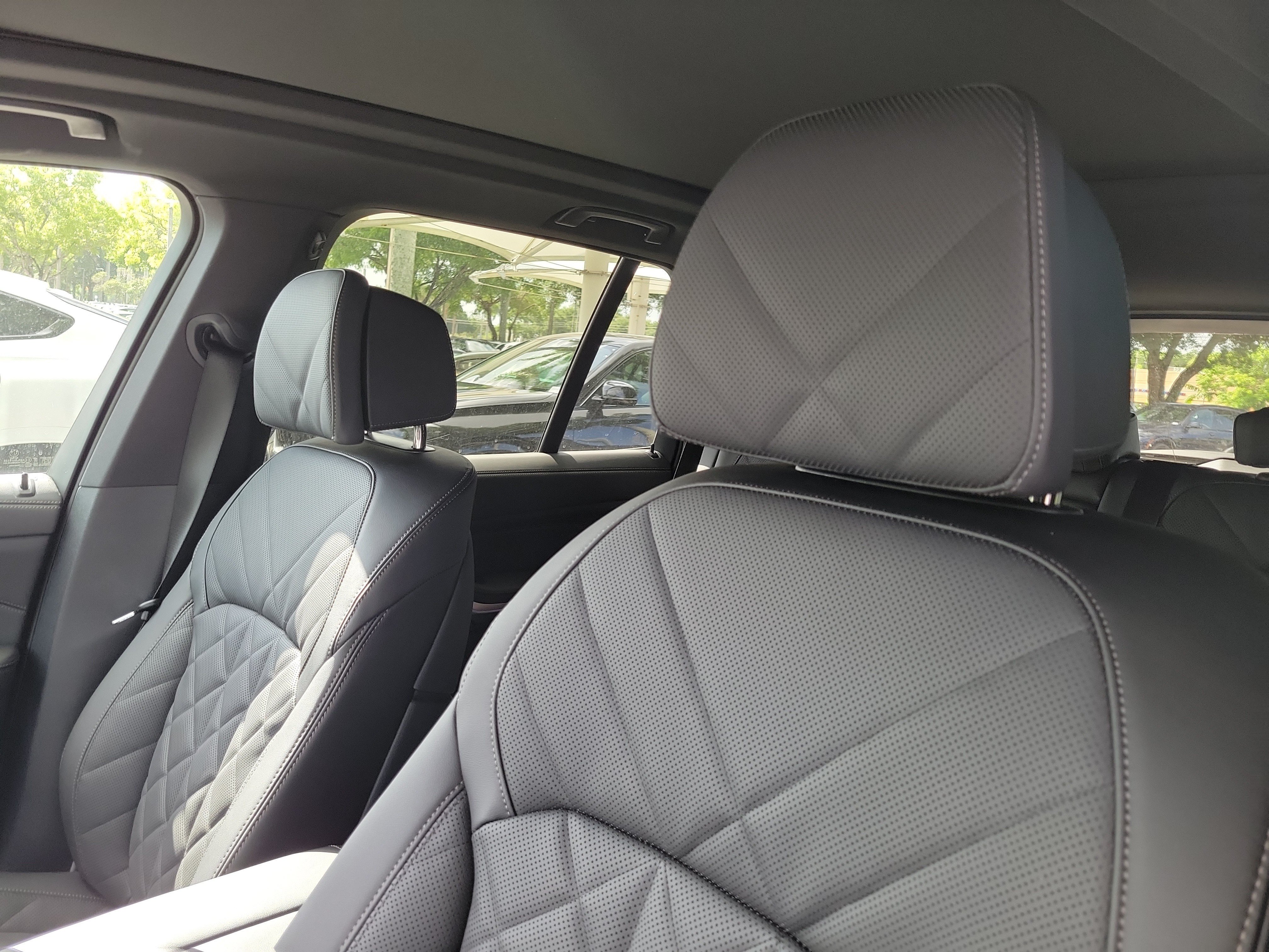 New 2026 Dravit Grey Metallic BMW sDrive40i image 14