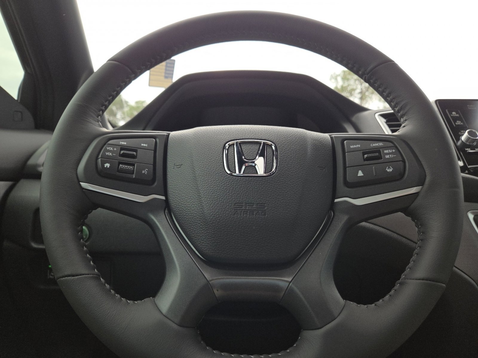 Used 2026 Crystal Black Pearl Honda RTL image 29