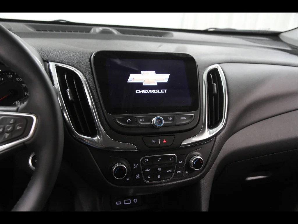 2024 Chevrolet Equinox LT - Photo 9