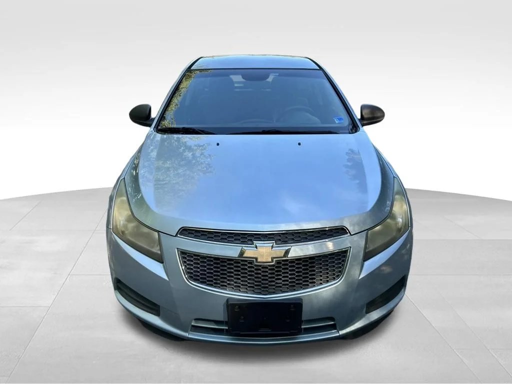 Used 2012 Blue Chevrolet LS image 9