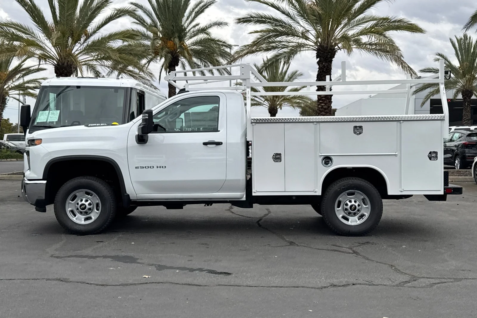 2026 Chevrolet Silverado 2500 HD WT view 6