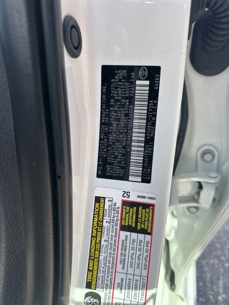 Used 2025 White Toyota SE image 35