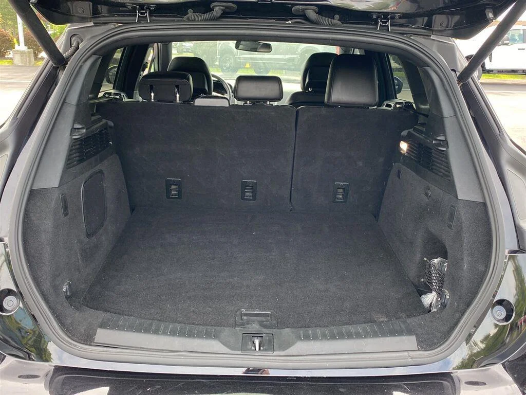 Used 2019 Infinite Black Lincoln Standard image 13