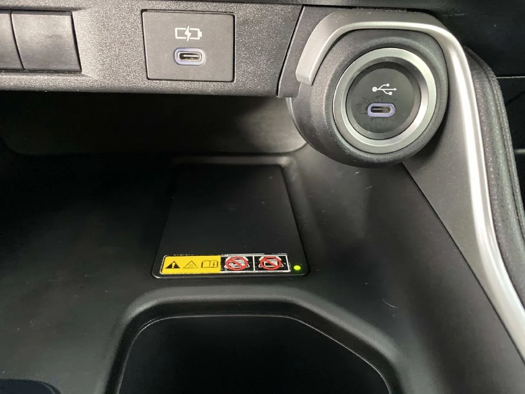 Used 2024 Pearl Toyota XLE image 19