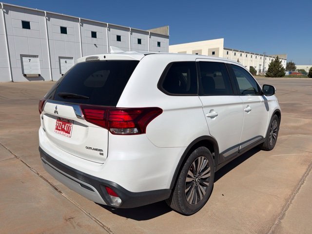 Used 2019 White Mitsubishi  image 2