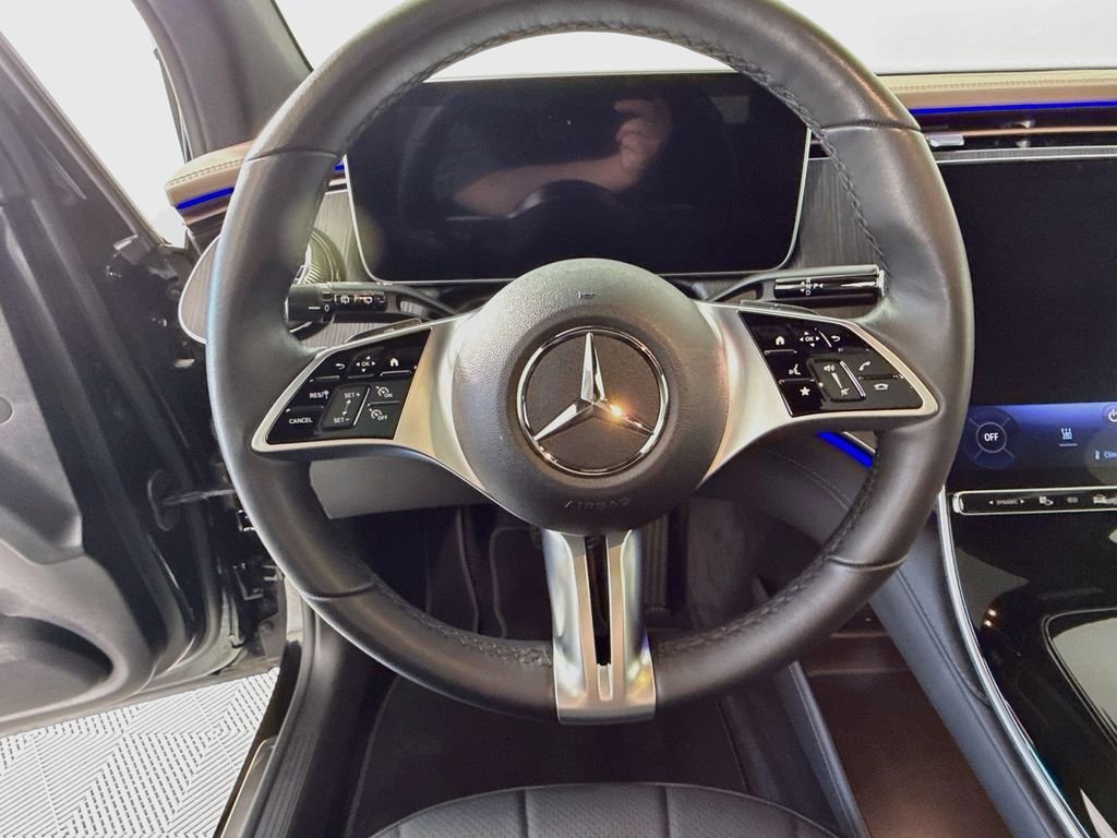 Used 2023 Black Mercedes-Benz 350 SUV image 12