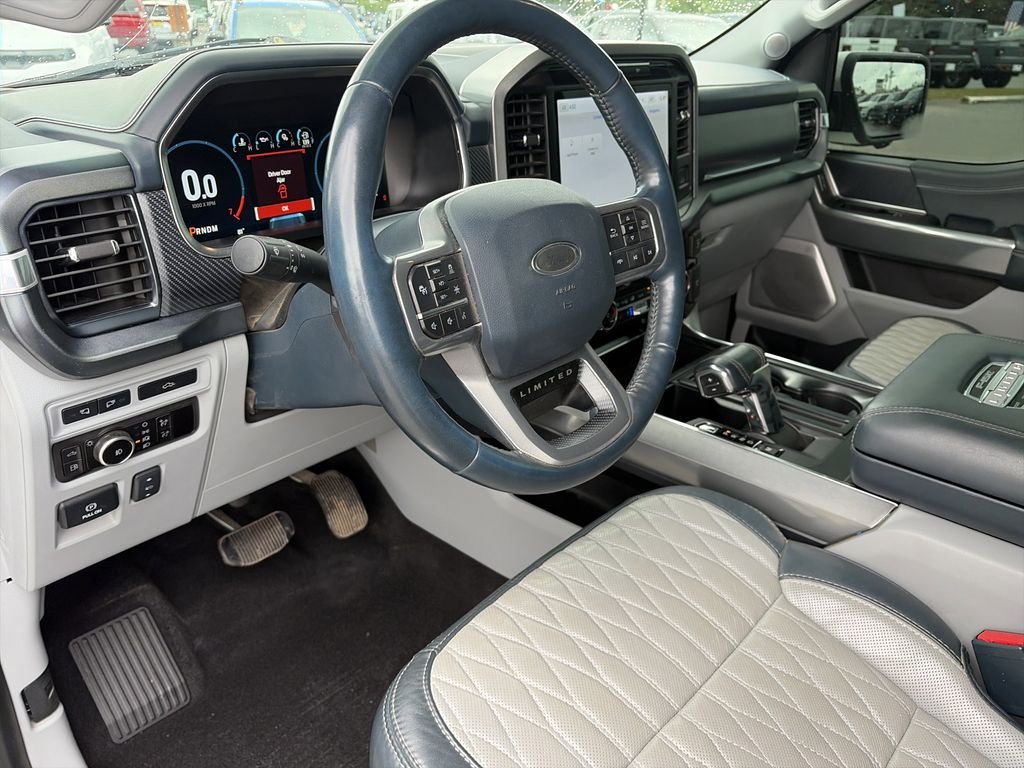 Used 2023 White Ford Limited image 10