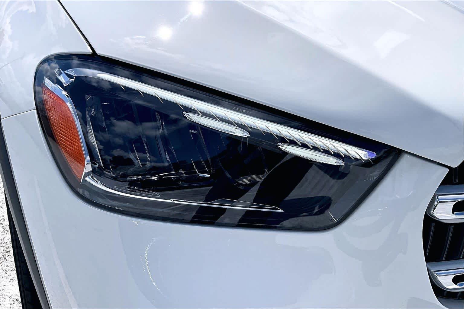 Certified Used 2025 Polar White Mercedes-Benz GLE 350 image 27