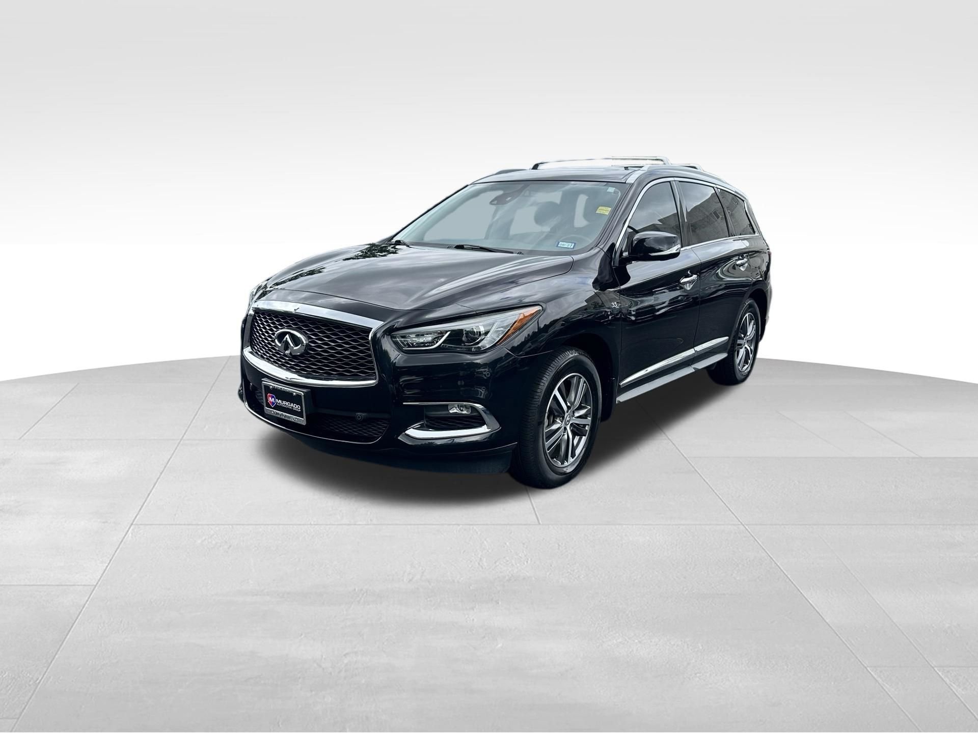 Used 2020 Black INFINITI LUXE image 3