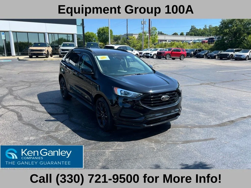 Used 2022 Black Ford SE image 6
