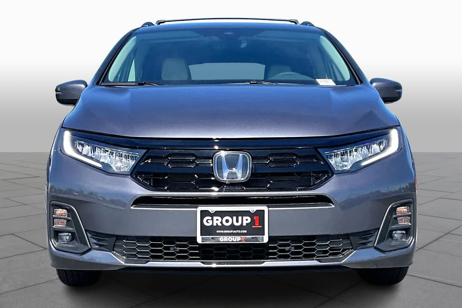 New 2026 Modern Steel Metallic Honda Touring image 3