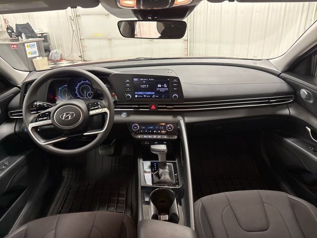 2023 Hyundai Elantra Blue - Photo 12