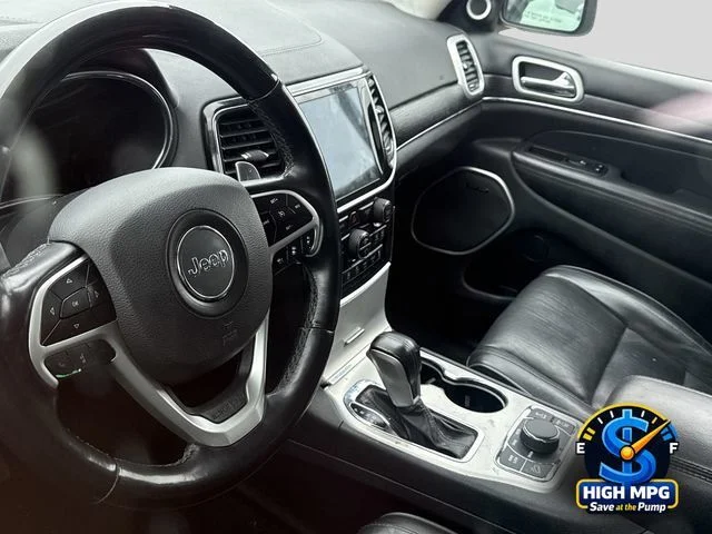 Used 2021 Red Jeep Summit image 10