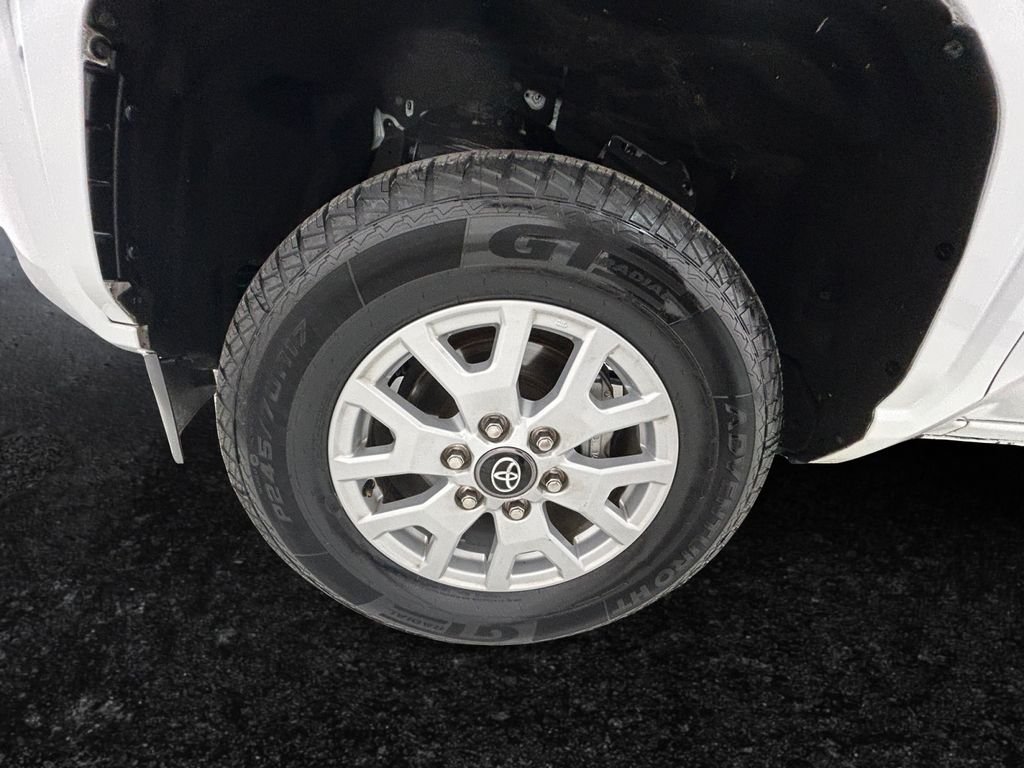 Used 2024 White Toyota SR5 image 27