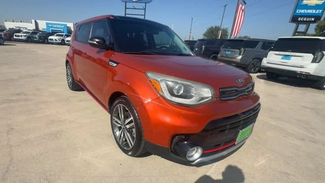 Used 2018 Kia Soul Base with VIN KNDJX3AA2J7589618 for sale in Seguin, TX