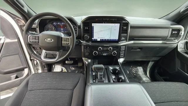 Used 2023 Gray Ford XLT image 17