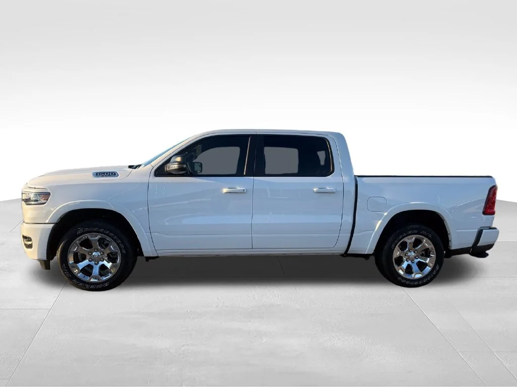 Used 2025 White Ram Big Horn/Lone Star image 2