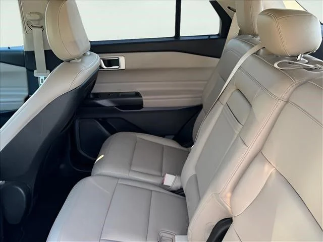 Used 2020 White Ford XLT image 8