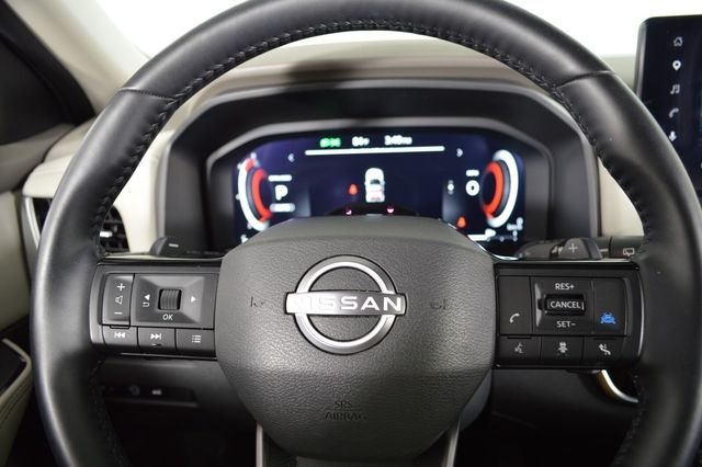 Used 2025 Black Nissan SL image 30