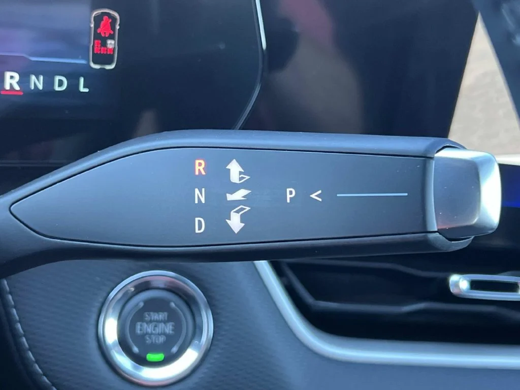 2027 Chevrolet Equinox LT - Photo 23