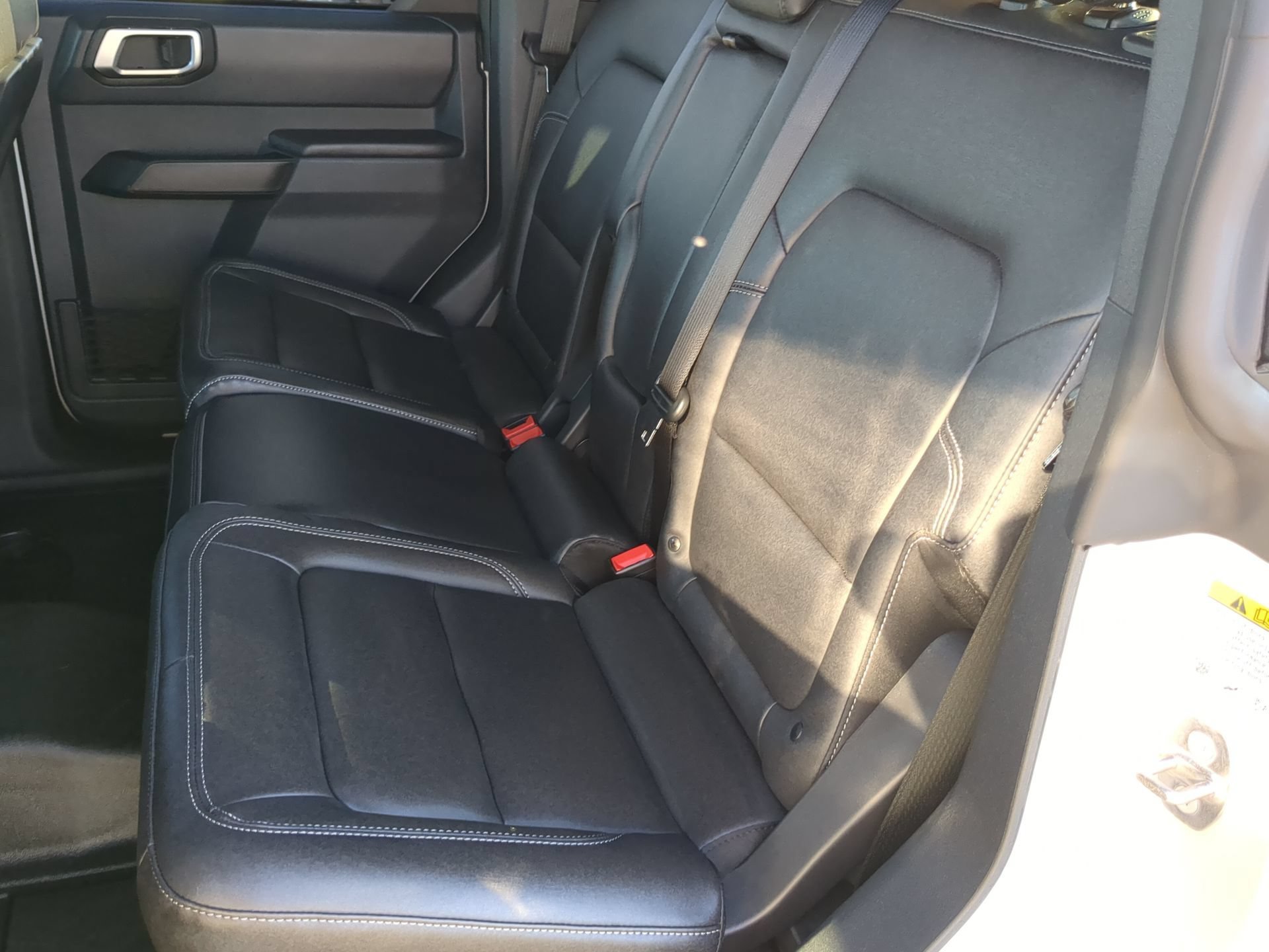 New 2026 Avalanche Gray Ford Badlands® image 51