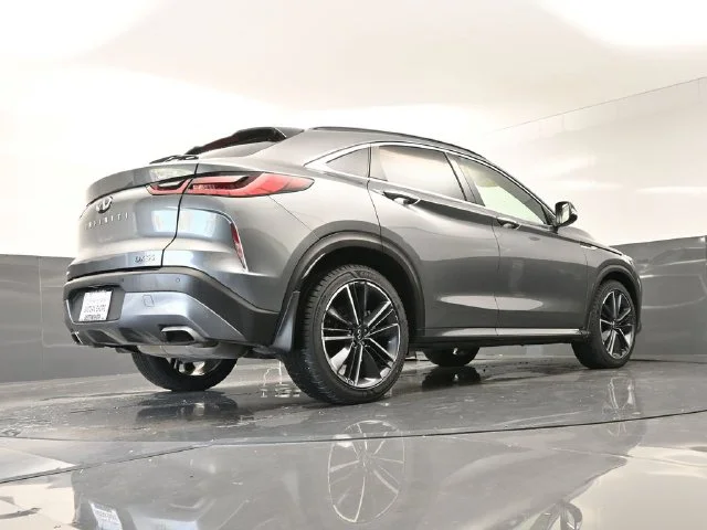 Used 2023 Gray INFINITI LUXE image 39