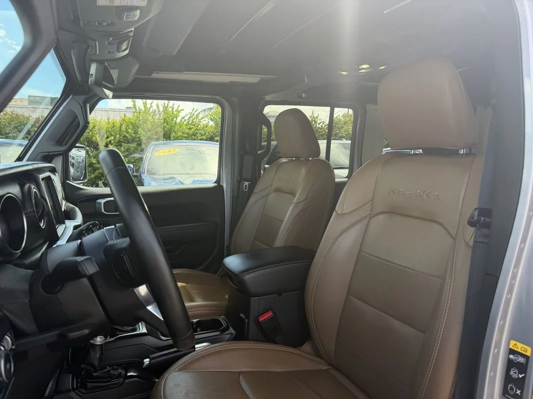 Used 2021  Jeep Unlimited Sahara image 7