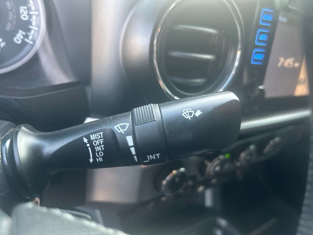 Used 2018 Silver Sky Metallic Toyota SR5 image 21
