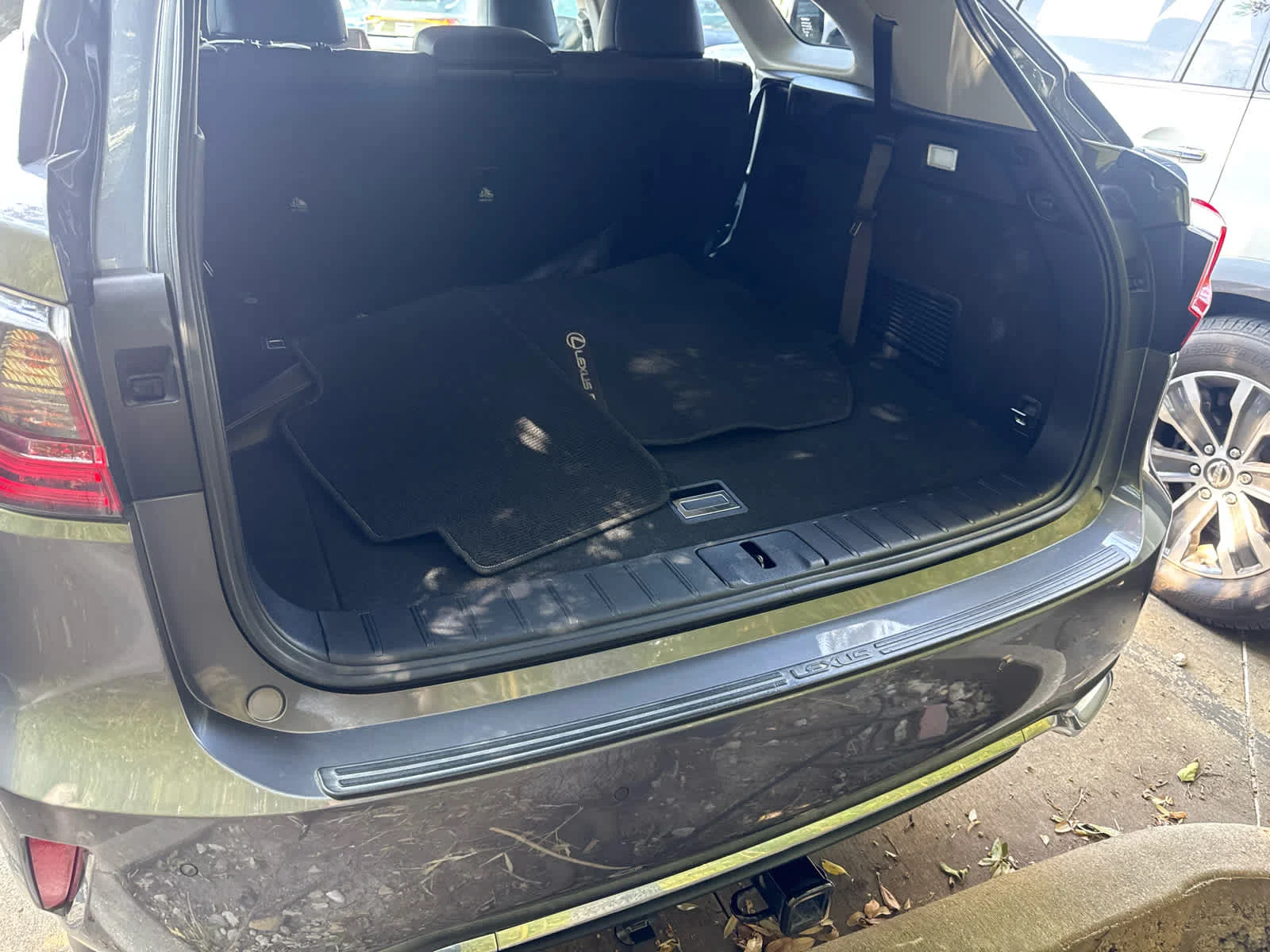 Used 2018 Nebula Gray Pearl Lexus  image 6