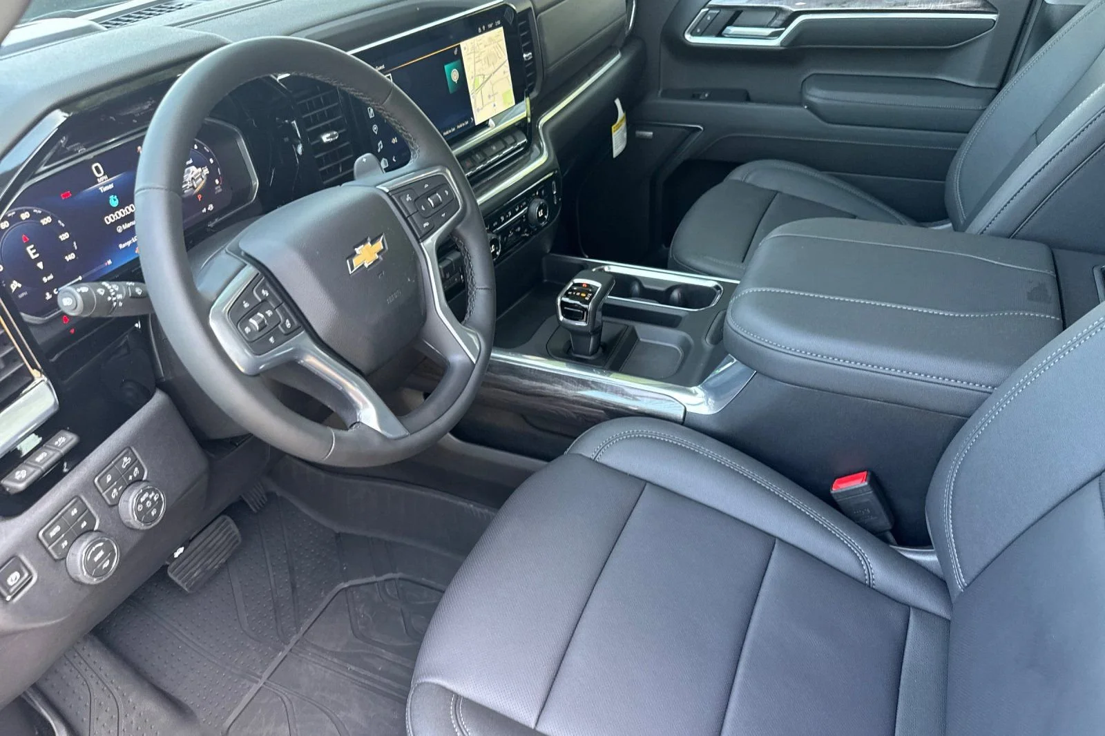 2026 Chevrolet Silverado 1500 LTZ - Photo 9