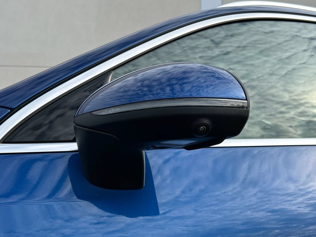 New 2027 Starling Blue Metallic Mercedes-Benz GLC 300 image 69