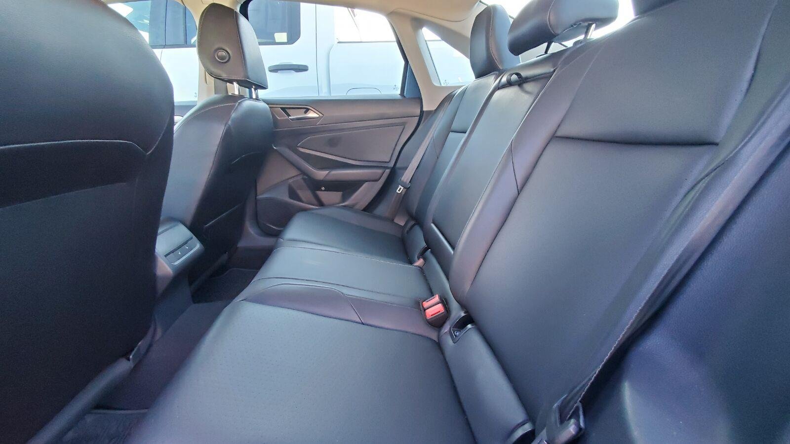 Used 2019 Blue Silk Metallic Volkswagen S image 5