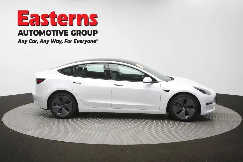Used 2023 White Tesla Base image 32